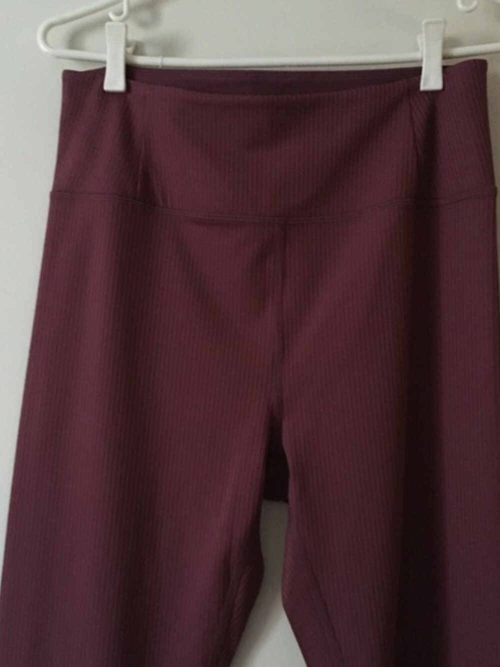 New GIRLFRIEND COLLECTIVE Goji Raspberry Ribbed High Rise Stretch Leggings - Picture 2 of 5